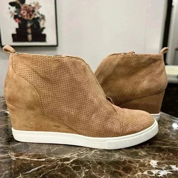 Linea Paolo - Anna - Low Heel Designer Platform Wedge Sneaker- Tan Suede SZ 7.5 - Picture 3 of 9